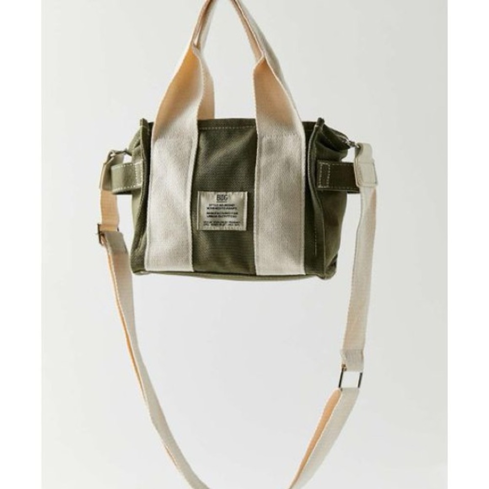 🍃URBAN OUTFITTERS- BDG Serena Mini Tote BAG, NWOT